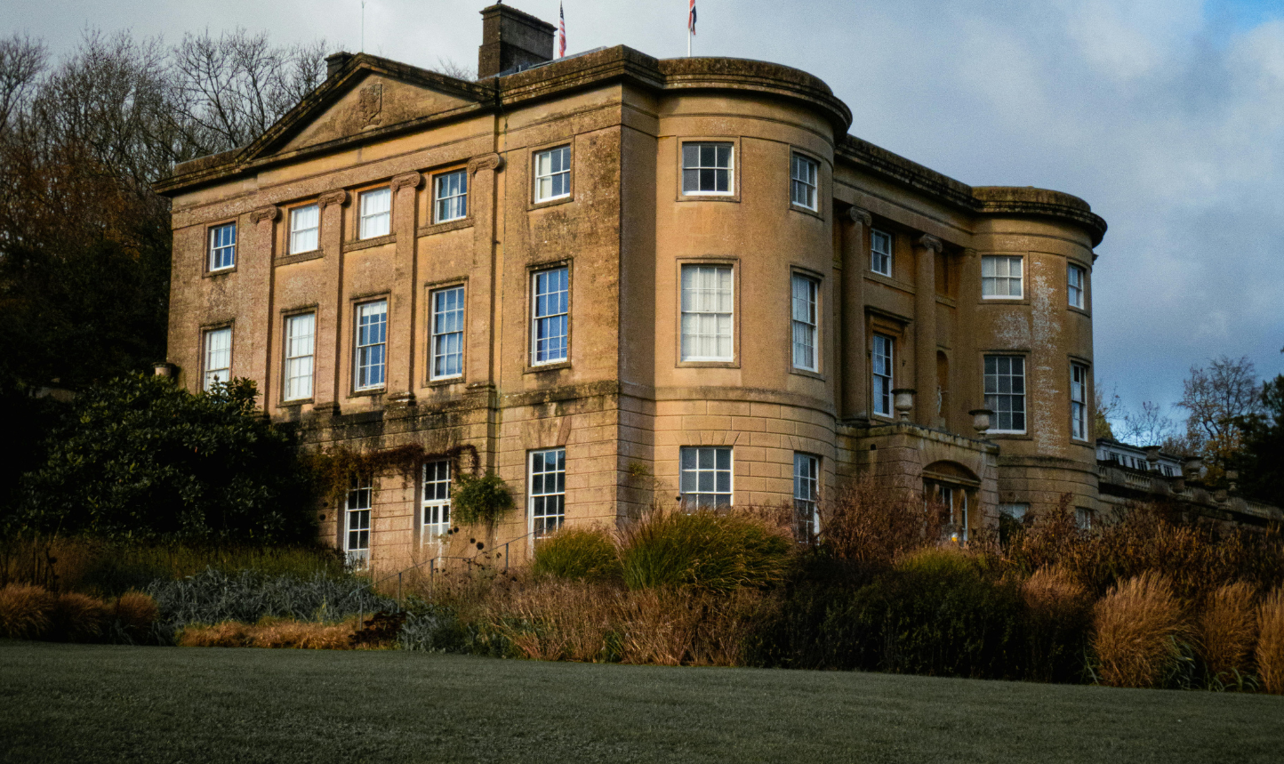 SAFEGUARDING-ESTATES-AND-RESIDENCES-FEATURED-IMAGE